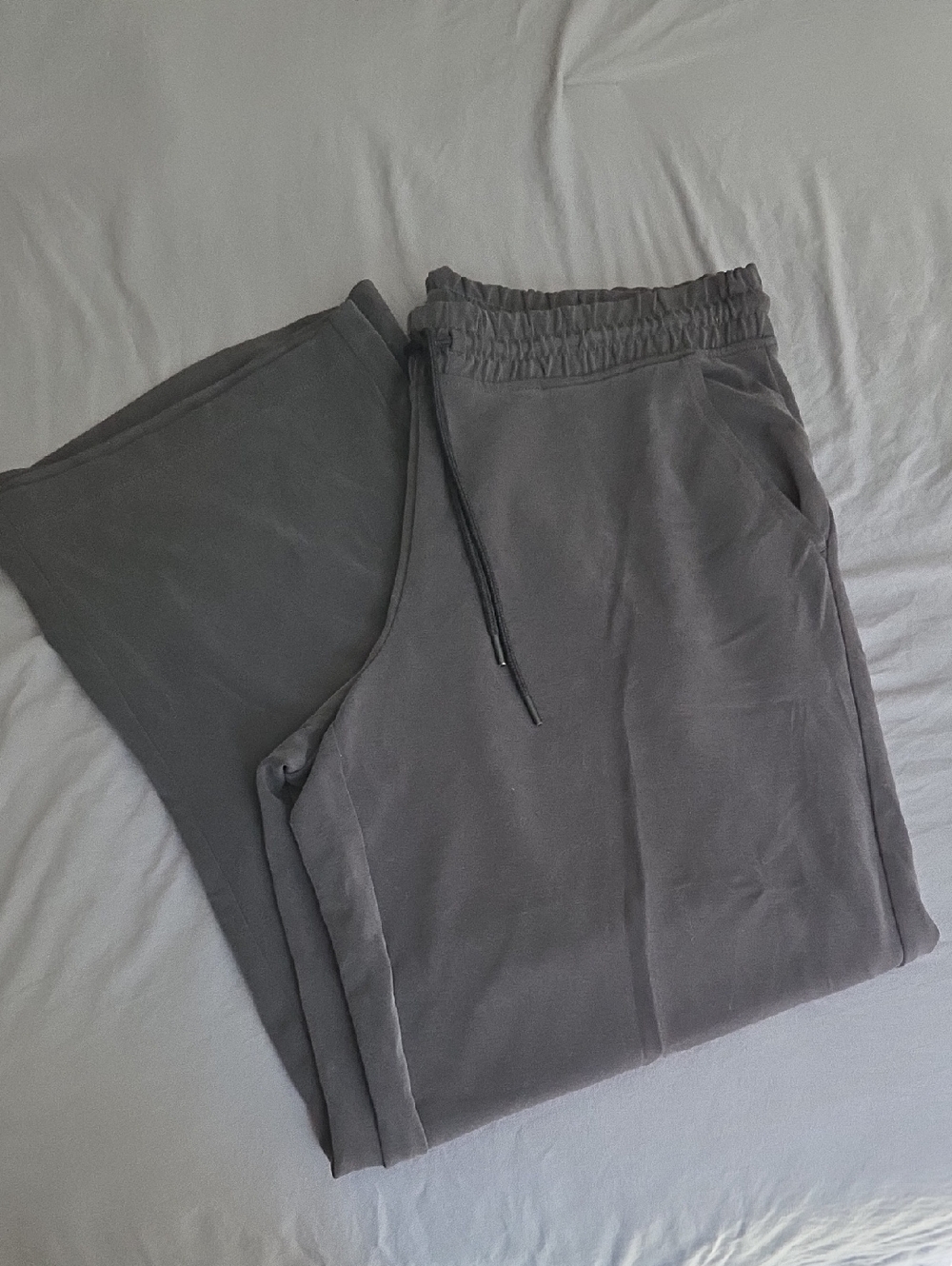 Athleta Seasoft Mid Rise Straight Pant